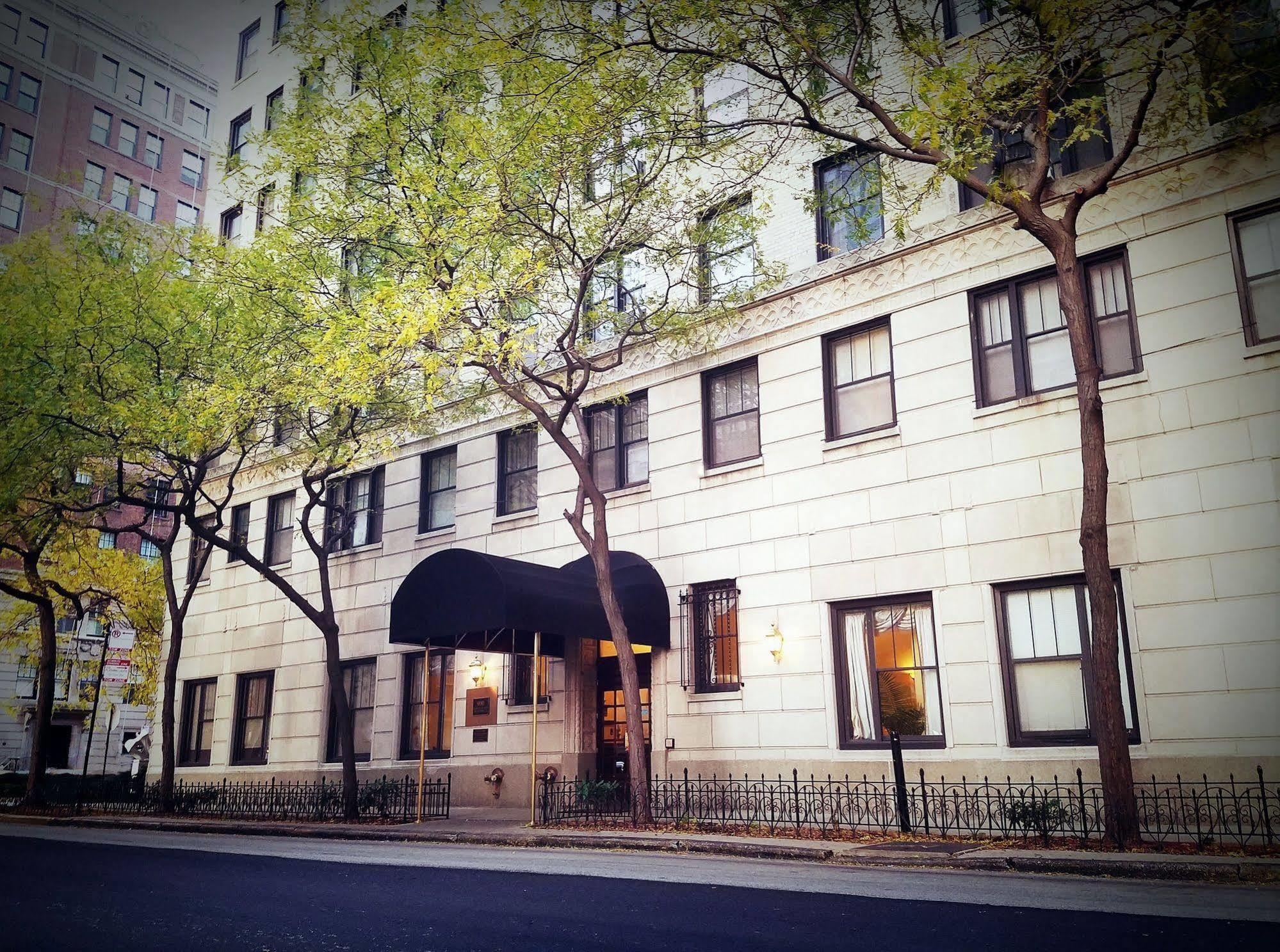 Dewitt Hotel And Suites Chicago Exterior photo